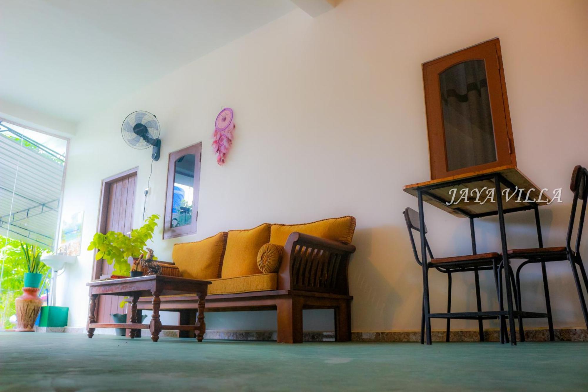Jaya Villa - Near Airport Negombo Eksteriør bilde